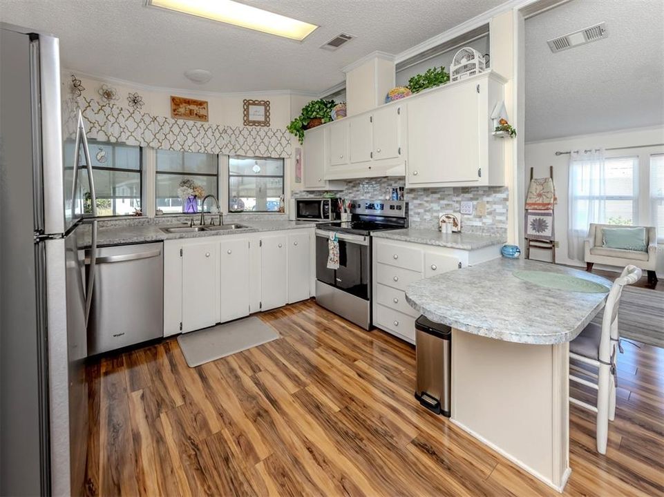 Activo con contrato: $154,900 (2 camas, 2 baños, 935 Pies cuadrados)