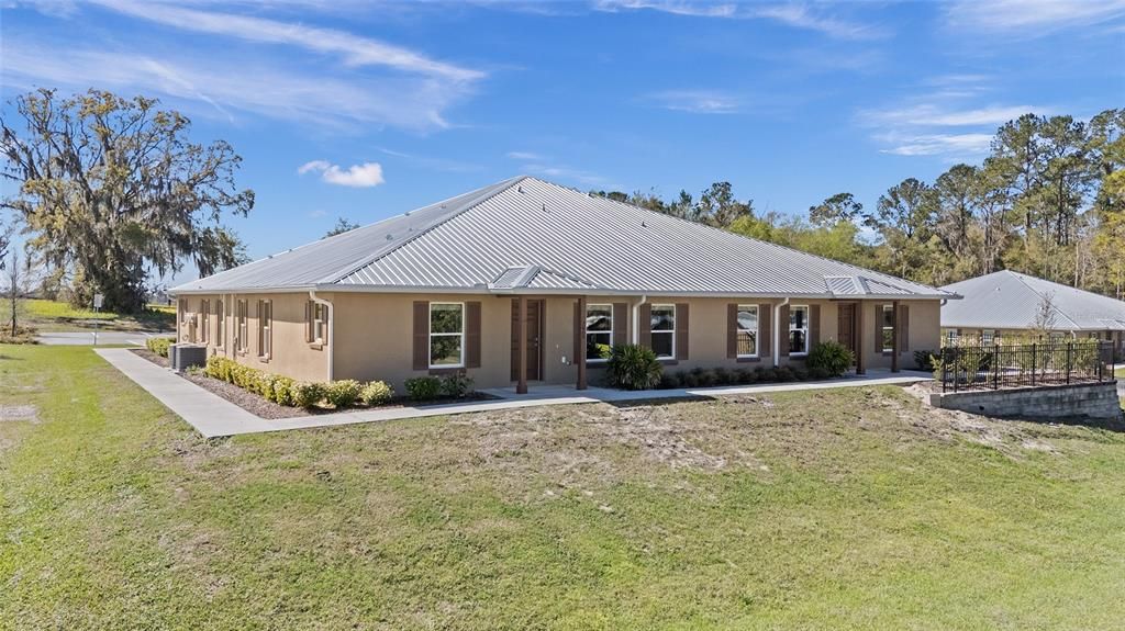 For Rent: $1,975 (3 beds, 2 baths, 1350 Square Feet)