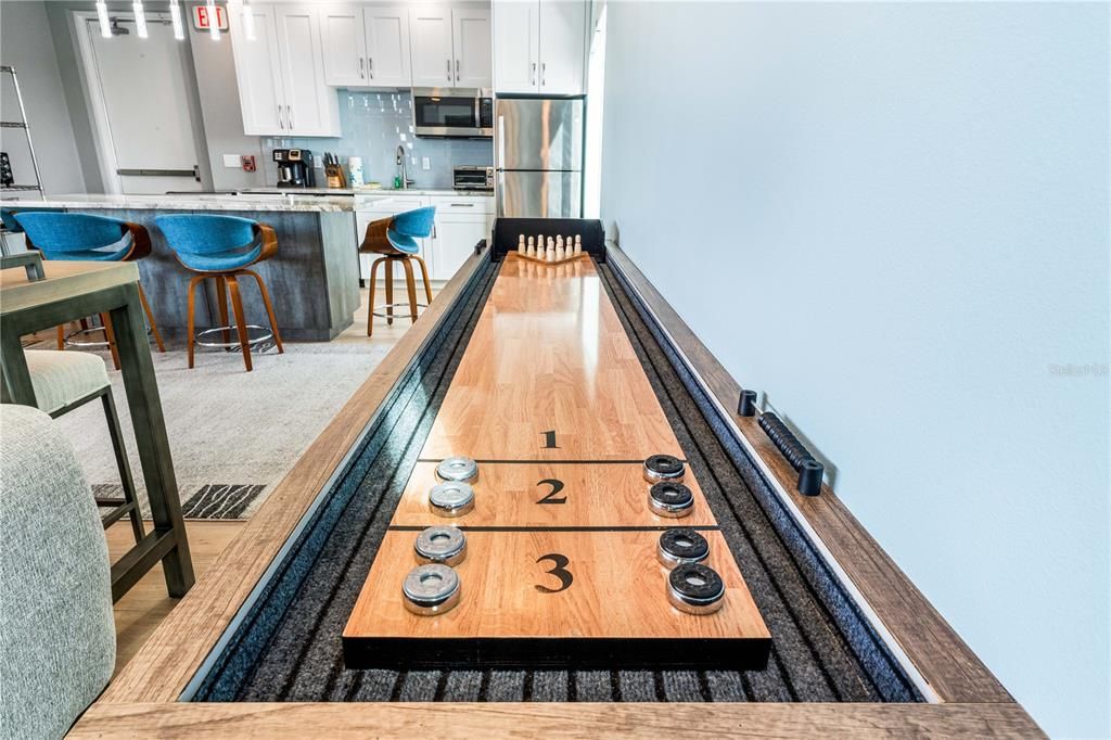 For Sale: $4,995,000 (6 beds, 5 baths, 4015 Square Feet)