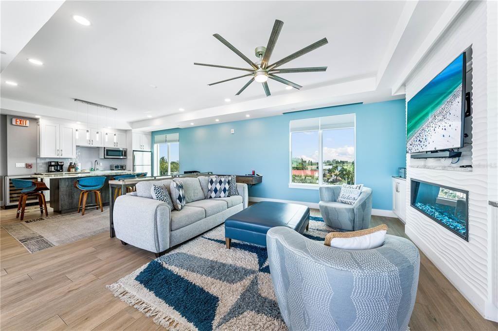 For Sale: $4,995,000 (6 beds, 5 baths, 4015 Square Feet)