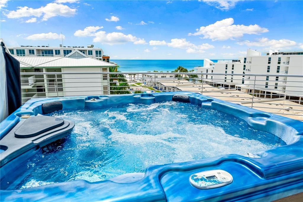 For Sale: $4,995,000 (6 beds, 5 baths, 4015 Square Feet)