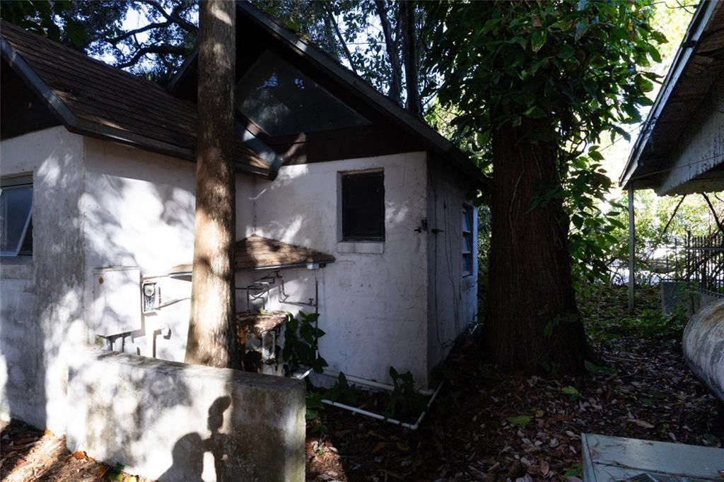 Activo con contrato: $339,900 (3 camas, 3 baños, 2381 Pies cuadrados)