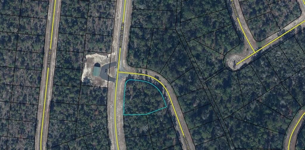 На продажу: $11,900 (0.57 acres)