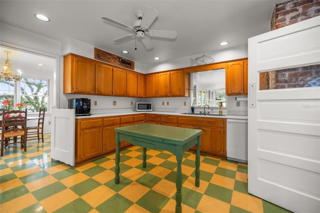 For Sale: $2,900,000 (0 beds, 0 baths, 2308 Square Feet)