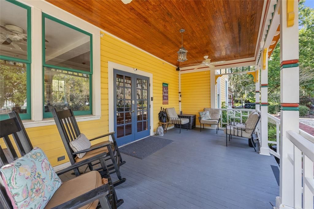 待售: $1,250,000 (7 贝兹, 7 浴室, 5019 平方英尺)