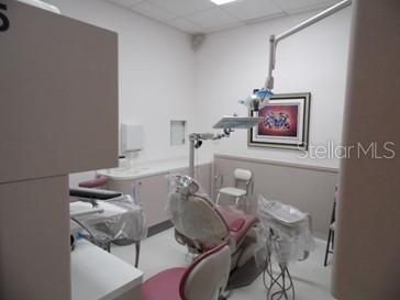 На продажу: $650,000 (0 спален, 0 ванн, 2000 Квадратных фут)