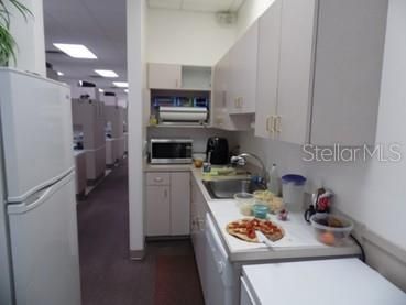 На продажу: $650,000 (0 спален, 0 ванн, 2000 Квадратных фут)