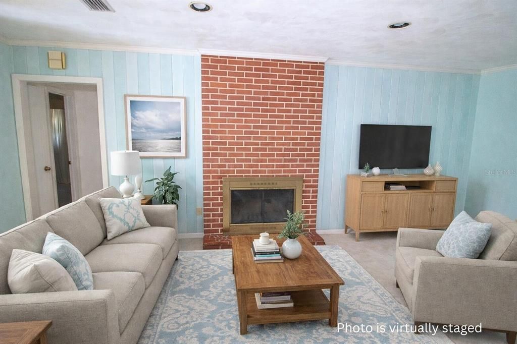 For Sale: $499,000 (3 beds, 3 baths, 2445 Square Feet)