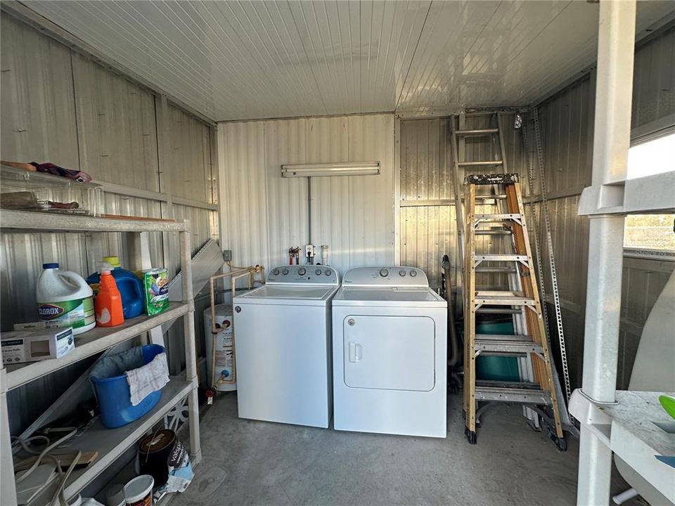 Active With Contract: $69,000 (2 beds, 1 baths, 672 Square Feet)