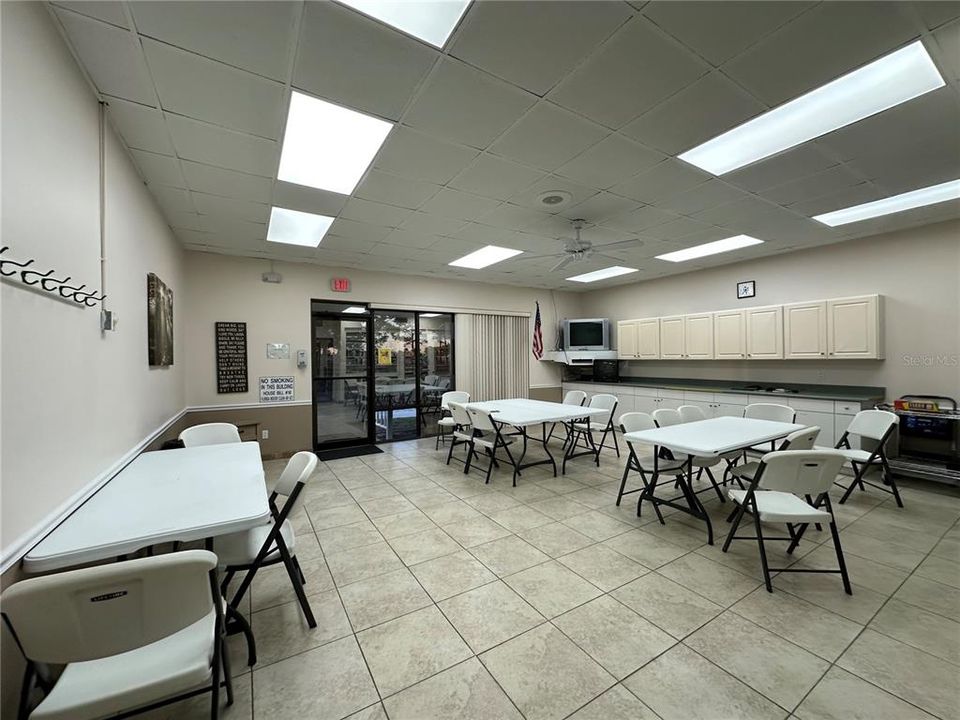 Active With Contract: $69,000 (2 beds, 1 baths, 672 Square Feet)
