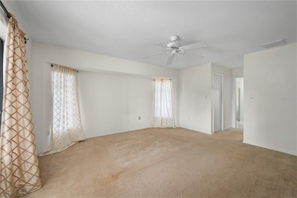 Active With Contract: $339,000 (3 beds, 2 baths, 1883 Square Feet)