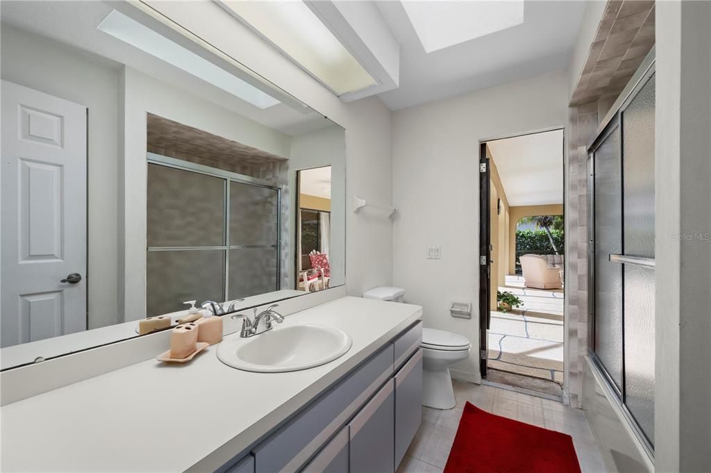 Active With Contract: $339,000 (3 beds, 2 baths, 1883 Square Feet)
