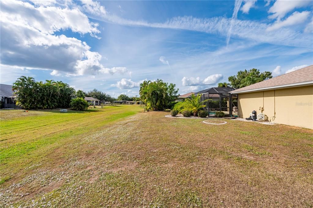 Active With Contract: $339,000 (3 beds, 2 baths, 1883 Square Feet)