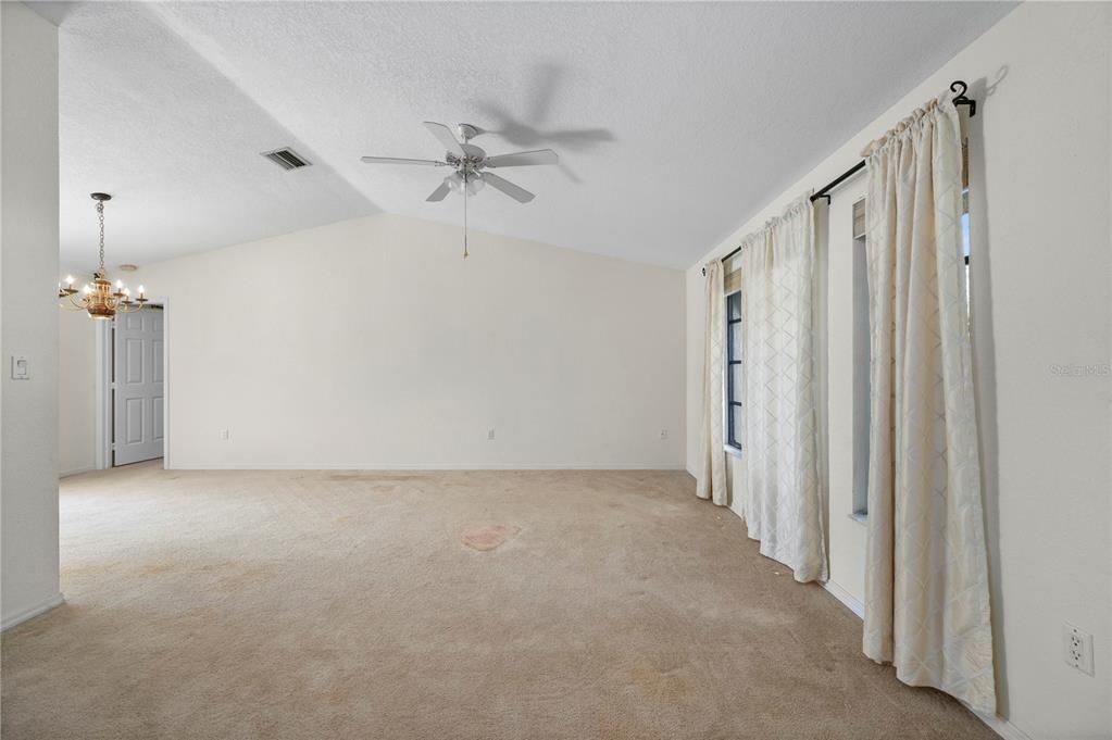 Active With Contract: $339,000 (3 beds, 2 baths, 1883 Square Feet)