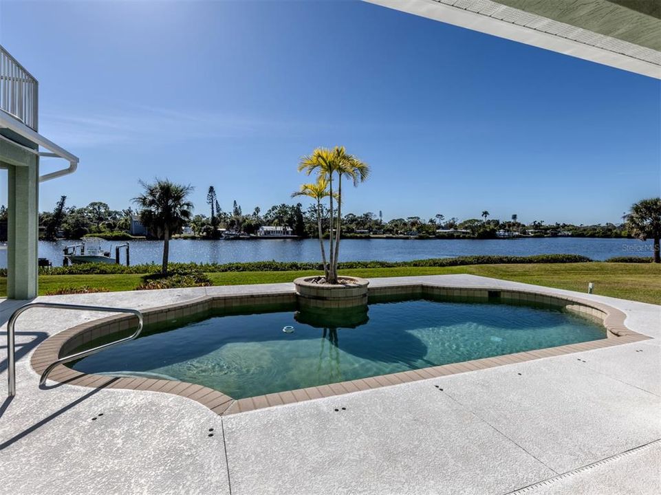 For Sale: $1,625,000 (4 beds, 2 baths, 3602 Square Feet)