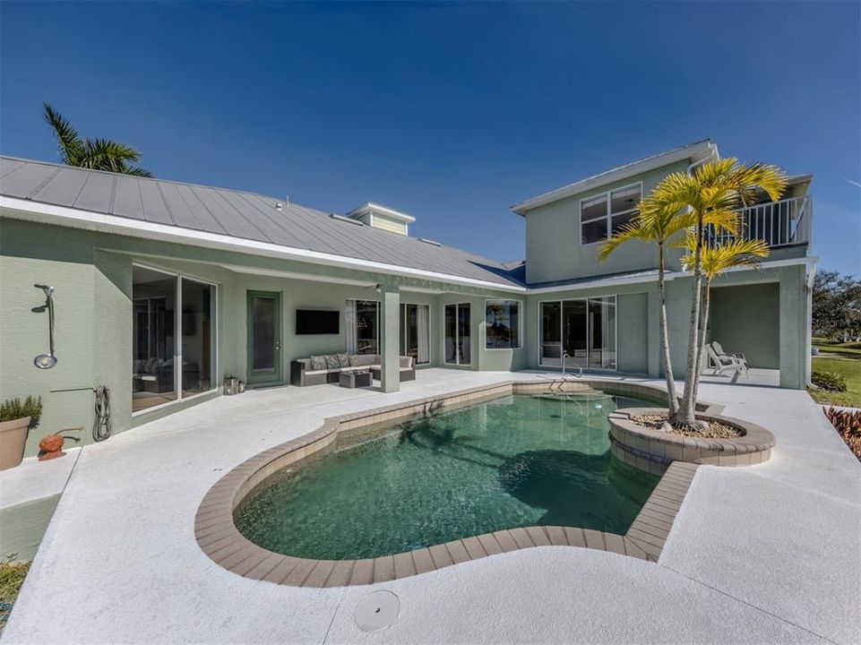 For Sale: $1,625,000 (4 beds, 2 baths, 3602 Square Feet)