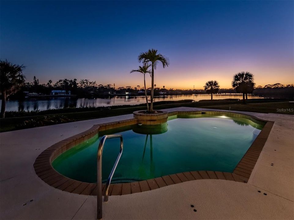 For Sale: $1,625,000 (4 beds, 2 baths, 3602 Square Feet)