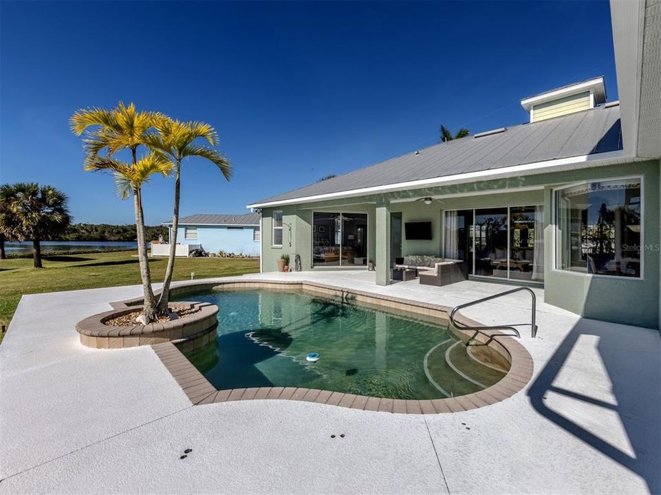 For Sale: $1,625,000 (4 beds, 2 baths, 3602 Square Feet)