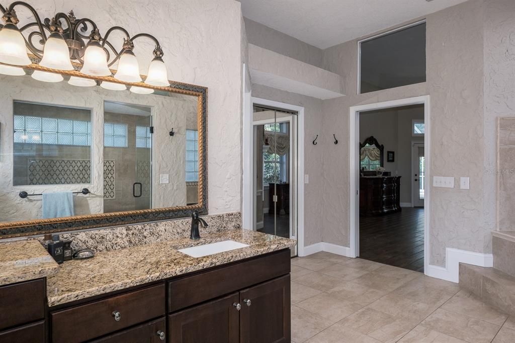 For Sale: $1,199,900 (5 beds, 3 baths, 4246 Square Feet)