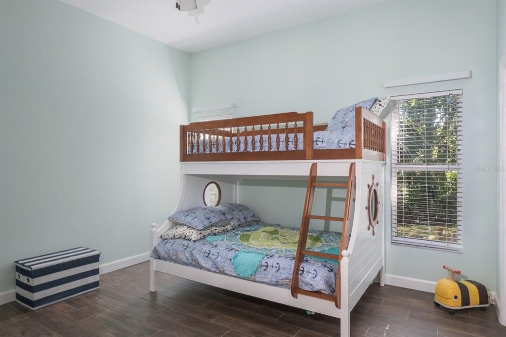 For Sale: $1,199,900 (5 beds, 3 baths, 4246 Square Feet)