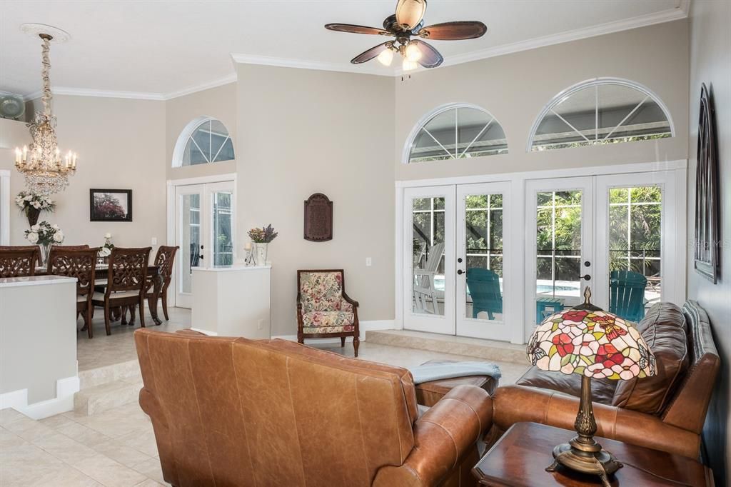 For Sale: $1,199,900 (5 beds, 3 baths, 4246 Square Feet)