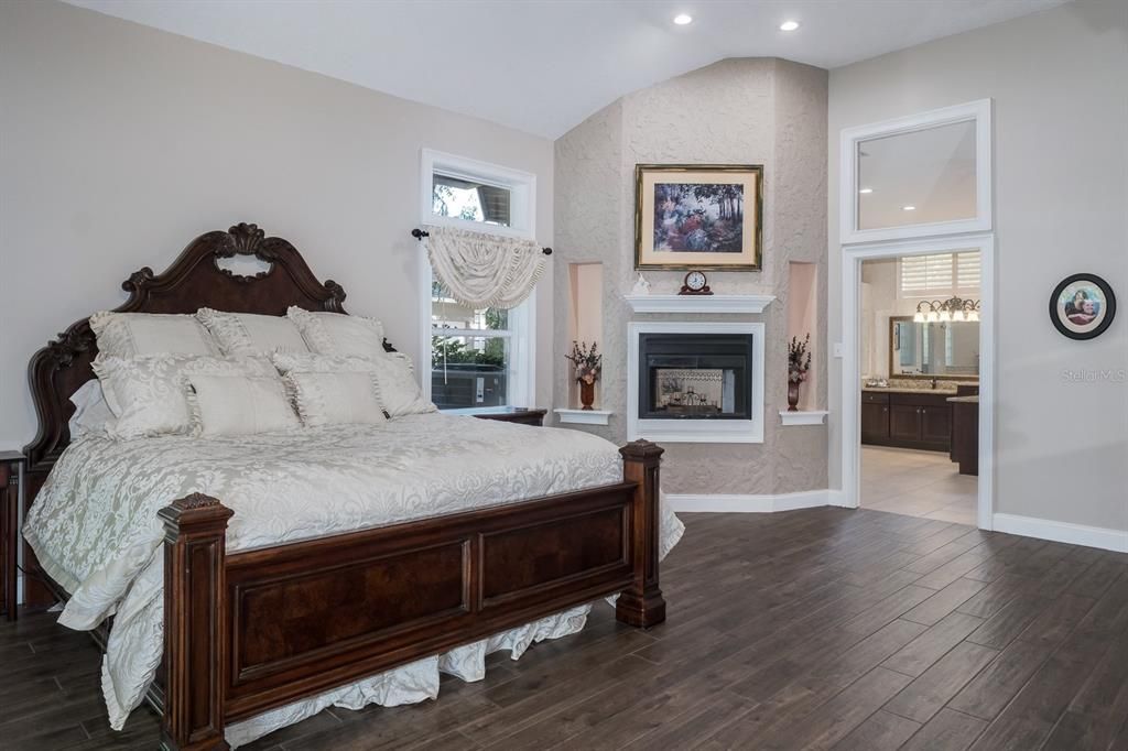For Sale: $1,199,900 (5 beds, 3 baths, 4246 Square Feet)