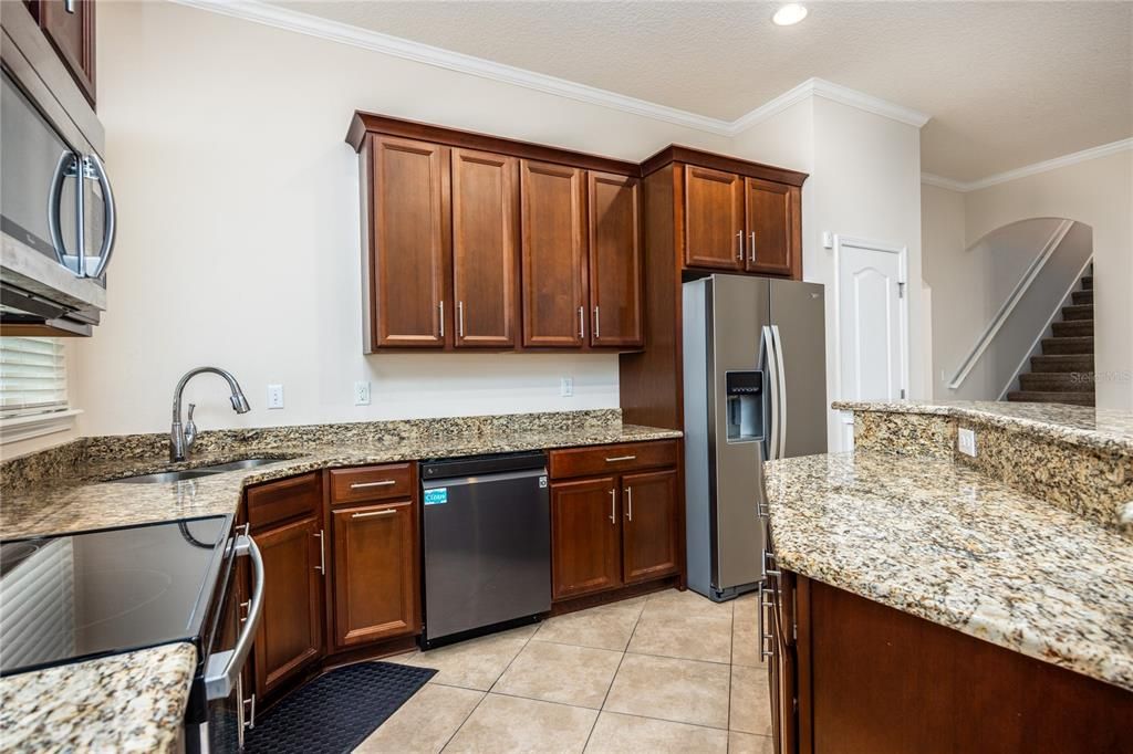 En Venta: $425,000 (4 camas, 3 baños, 2712 Pies cuadrados)
