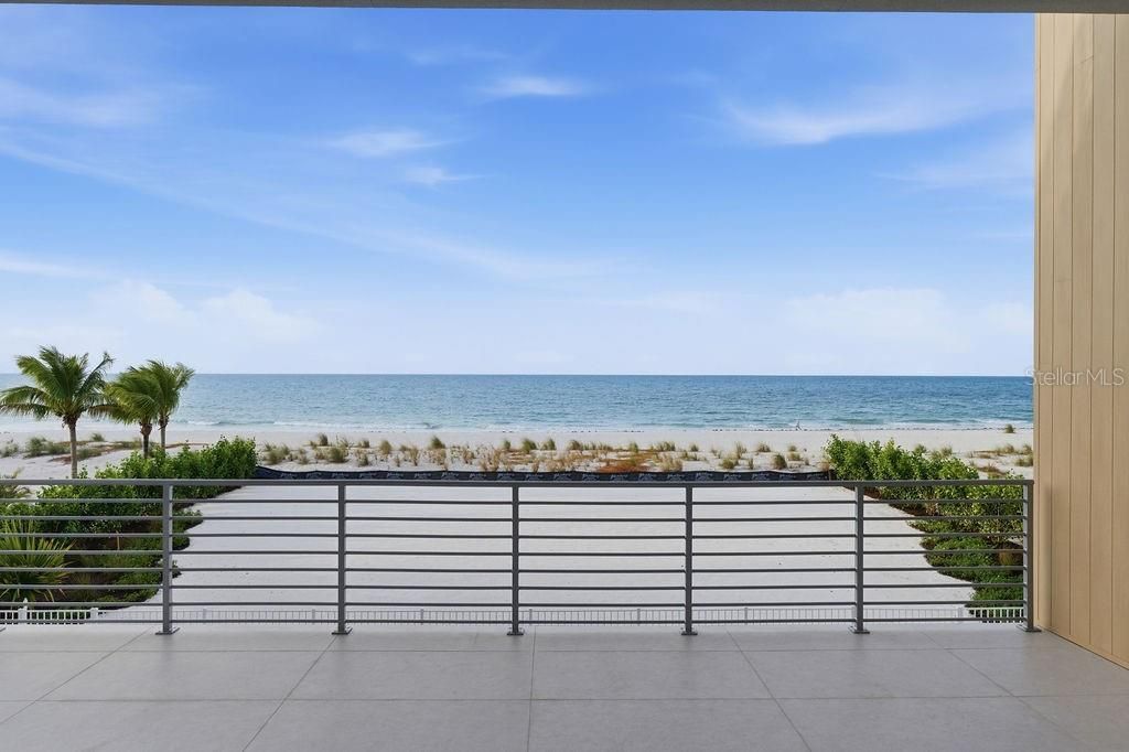 For Sale: $13,995,000 (4 beds, 4 baths, 6616 Square Feet)