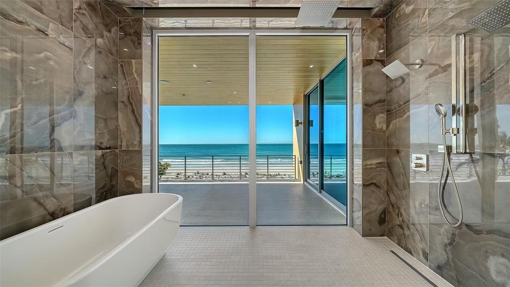 For Sale: $13,995,000 (4 beds, 4 baths, 6616 Square Feet)