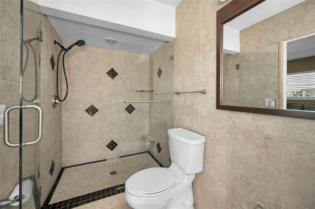 На продажу: $1,399,900 (3 спален, 2 ванн, 1745 Квадратных фут)