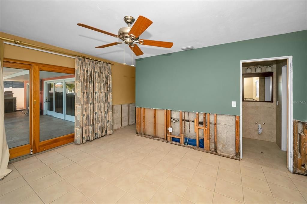 На продажу: $1,399,900 (3 спален, 2 ванн, 1745 Квадратных фут)