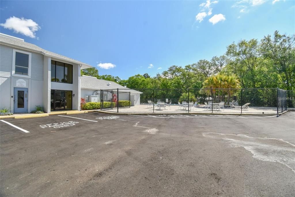 For Sale: $85,000 (0 beds, 1 baths, 336 Square Feet)