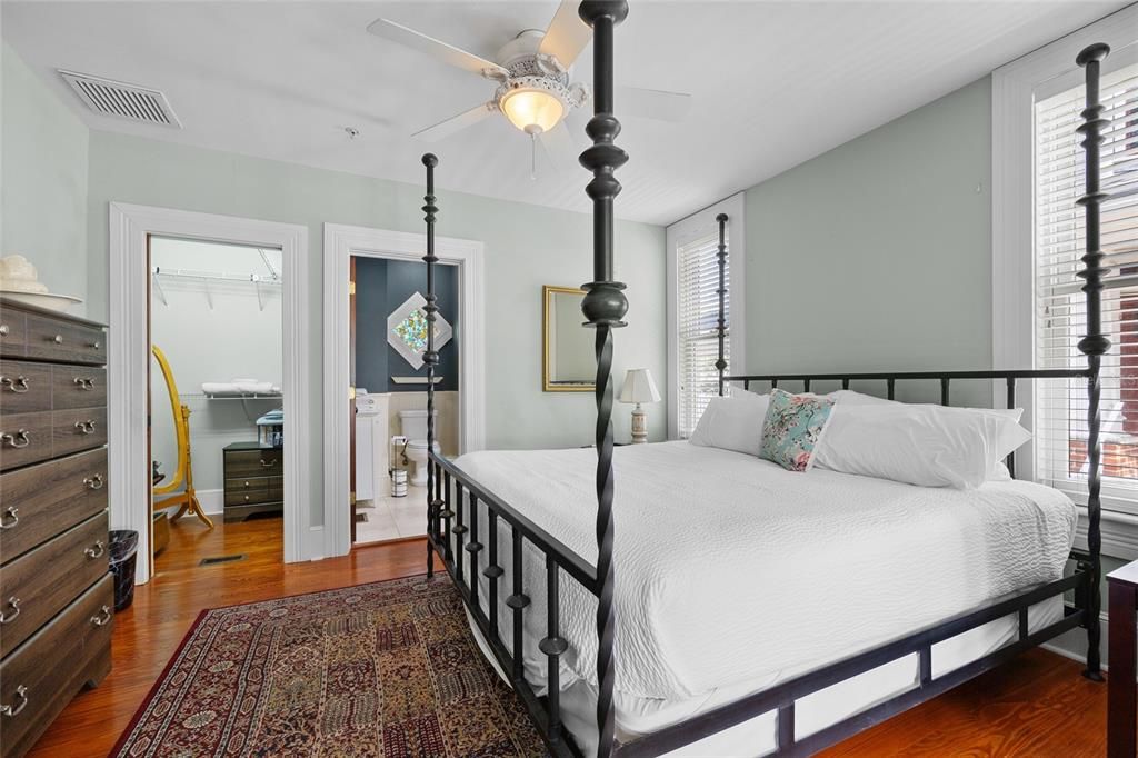 For Sale: $2,100,000 (12 beds, 12 baths, 8500 Square Feet)