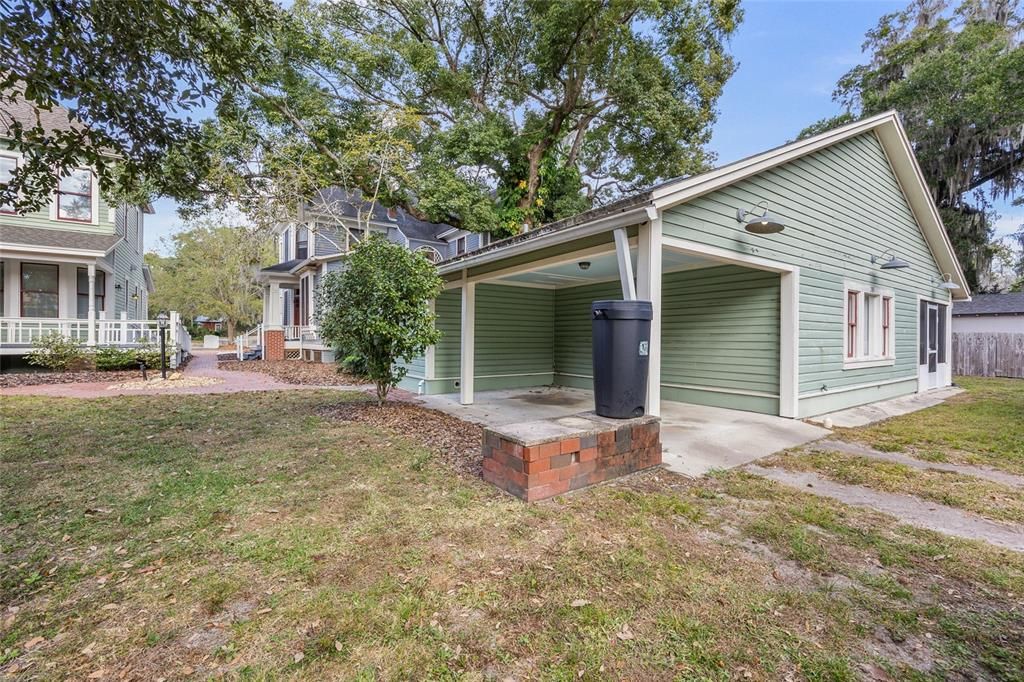 For Sale: $2,100,000 (12 beds, 12 baths, 8500 Square Feet)