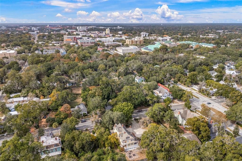 For Sale: $2,100,000 (12 beds, 12 baths, 8500 Square Feet)
