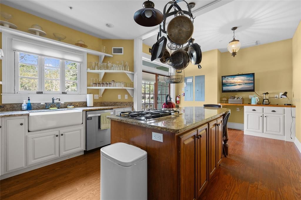 For Sale: $2,100,000 (12 beds, 12 baths, 8500 Square Feet)