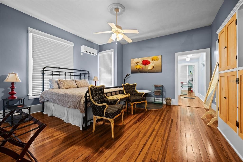 For Sale: $2,100,000 (12 beds, 12 baths, 8500 Square Feet)
