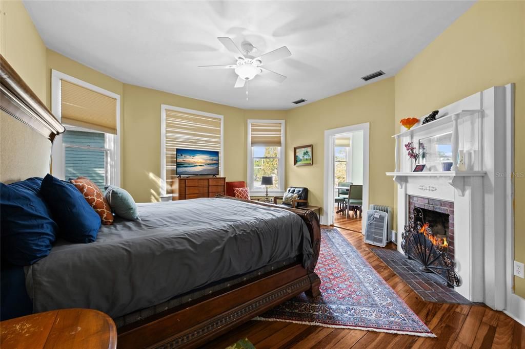 For Sale: $2,100,000 (12 beds, 12 baths, 8500 Square Feet)