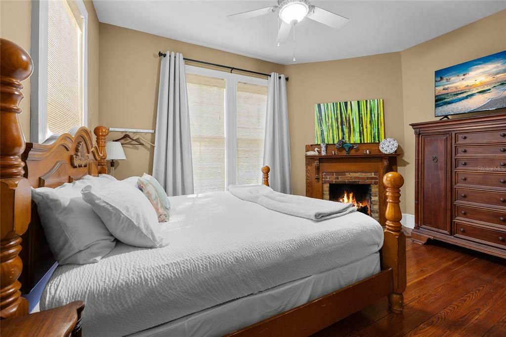 For Sale: $2,100,000 (12 beds, 12 baths, 8500 Square Feet)