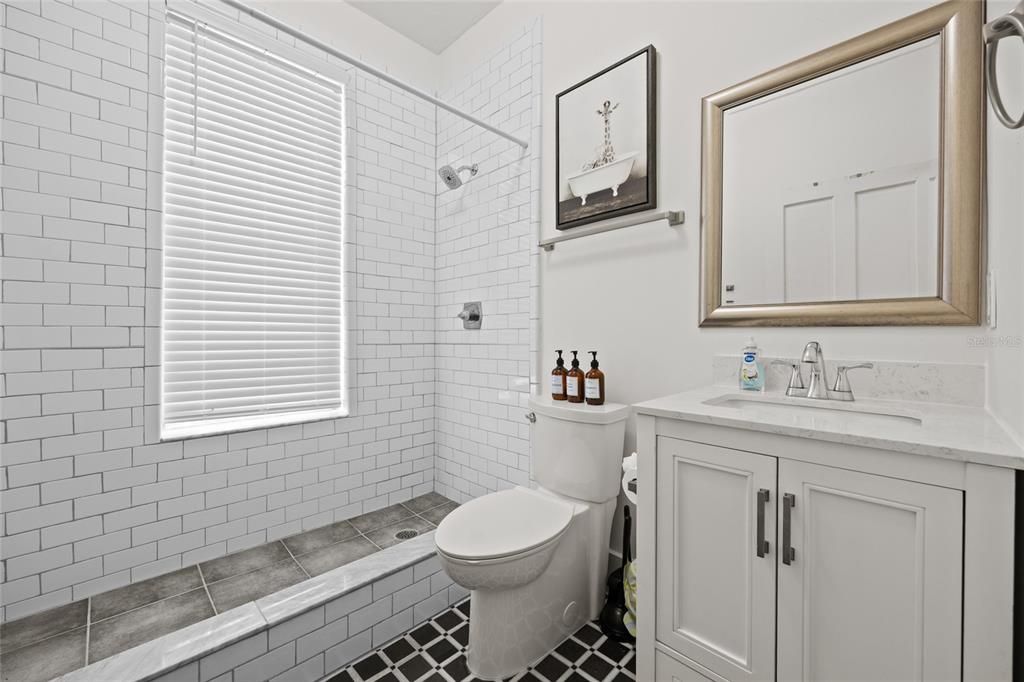 For Sale: $2,100,000 (12 beds, 12 baths, 8500 Square Feet)