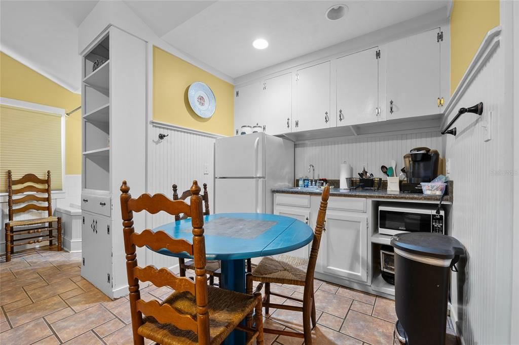 For Sale: $2,100,000 (12 beds, 12 baths, 8500 Square Feet)