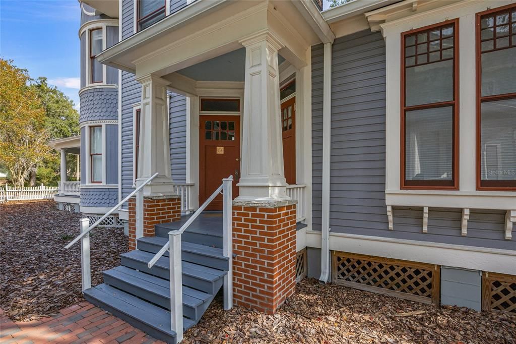 For Sale: $2,100,000 (12 beds, 12 baths, 8500 Square Feet)