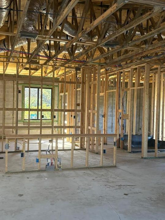 For Rent: $2,150 (4 beds, 2 baths, 1550 Square Feet)