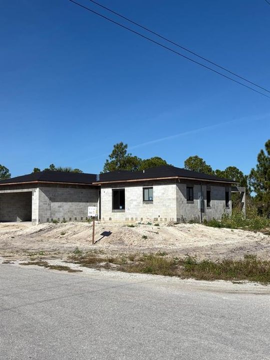 For Rent: $2,150 (4 beds, 2 baths, 1550 Square Feet)