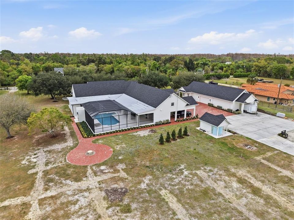 For Sale: $3,750,000 (5 beds, 4 baths, 7662 Square Feet)