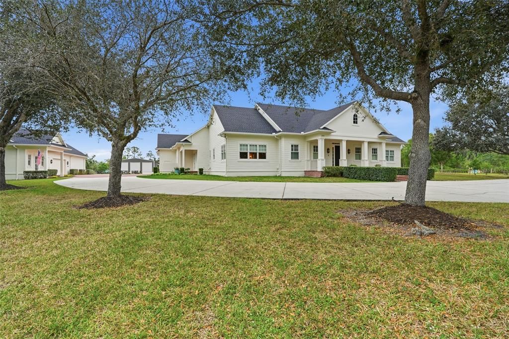 For Sale: $3,750,000 (5 beds, 4 baths, 7662 Square Feet)