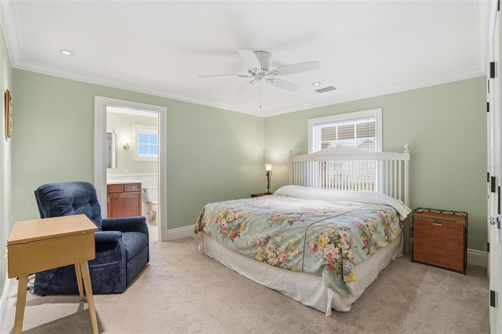 For Sale: $3,750,000 (5 beds, 4 baths, 7662 Square Feet)