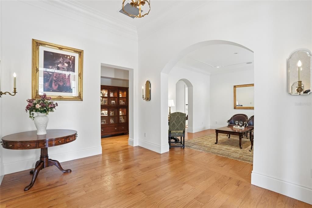 For Sale: $3,750,000 (5 beds, 4 baths, 7662 Square Feet)
