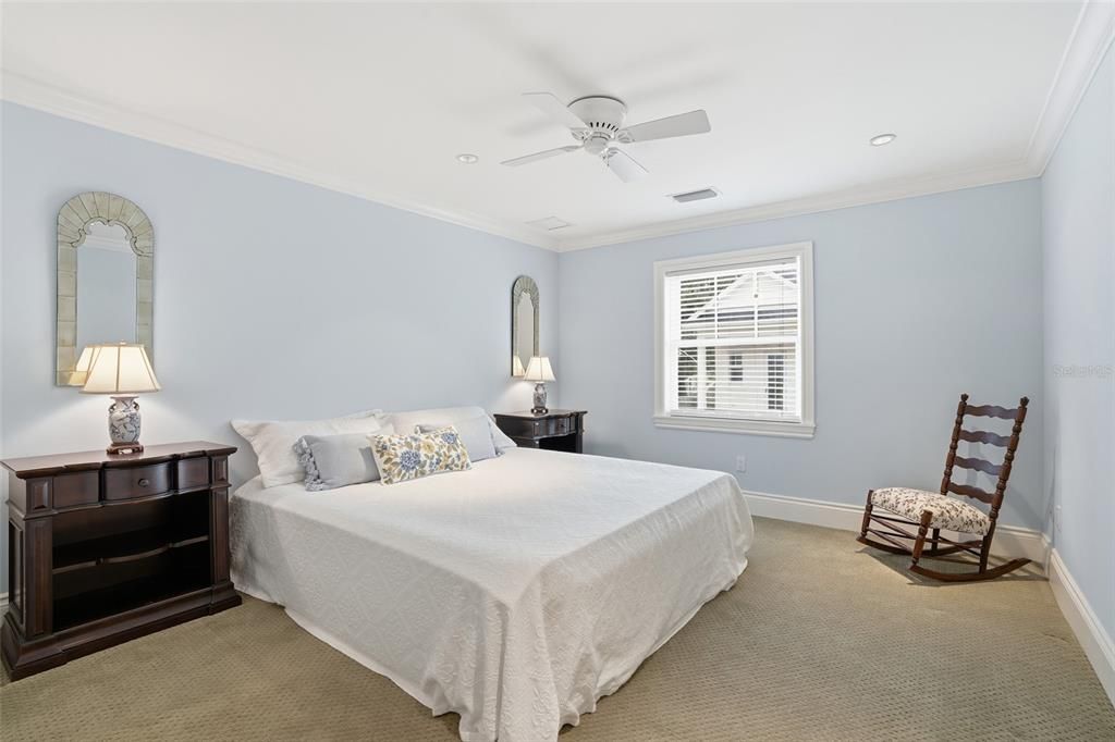 For Sale: $3,750,000 (5 beds, 4 baths, 7662 Square Feet)