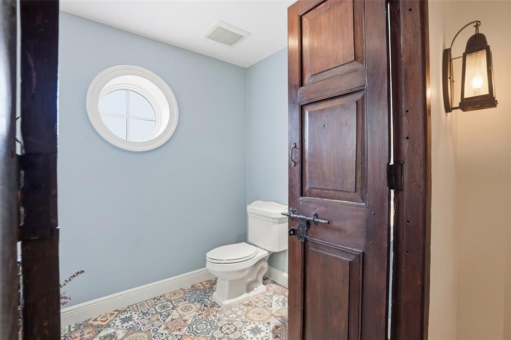 For Sale: $3,750,000 (5 beds, 4 baths, 7662 Square Feet)